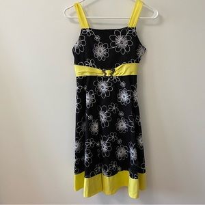 RARE EDITIONS BLACK AND YELLOW BUTTERFLY FLOWER DRESS